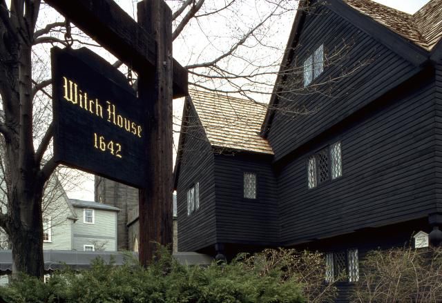 SALEM - Reed Diffuser