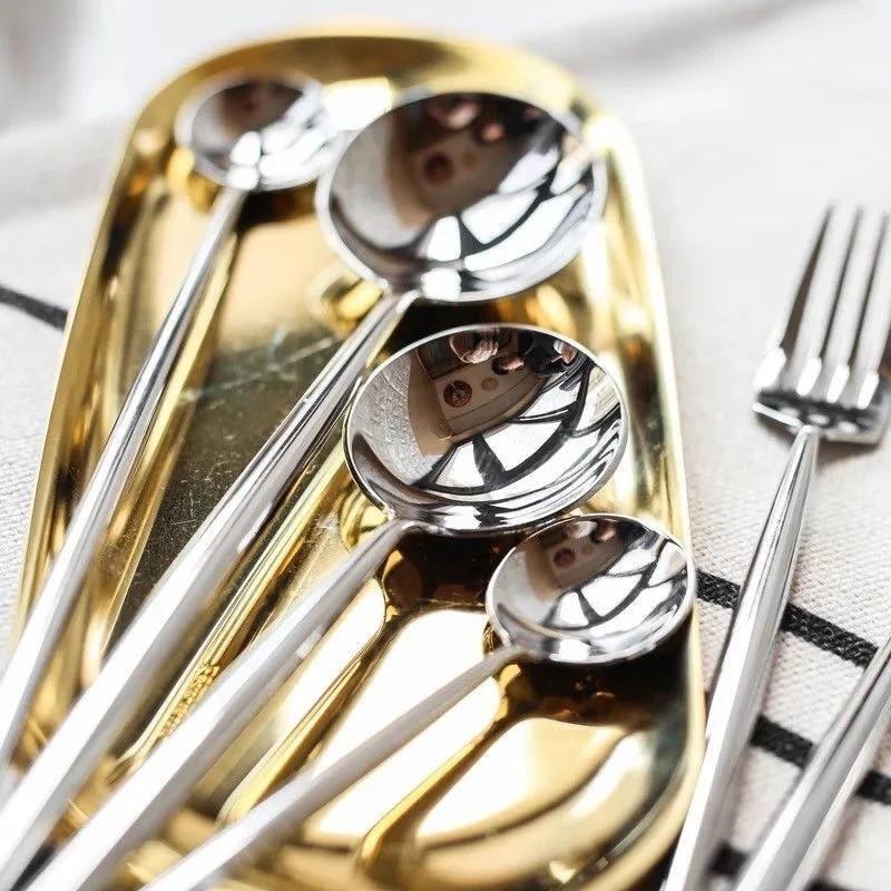 Silver flatware set
